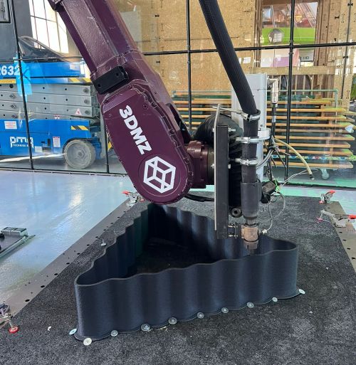 3D-print circulaire plantenbakken voor Herman Gortercomplex